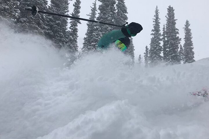 Private Eagle County / Vail Airport Transfer to Vail - Photo 1 of 7